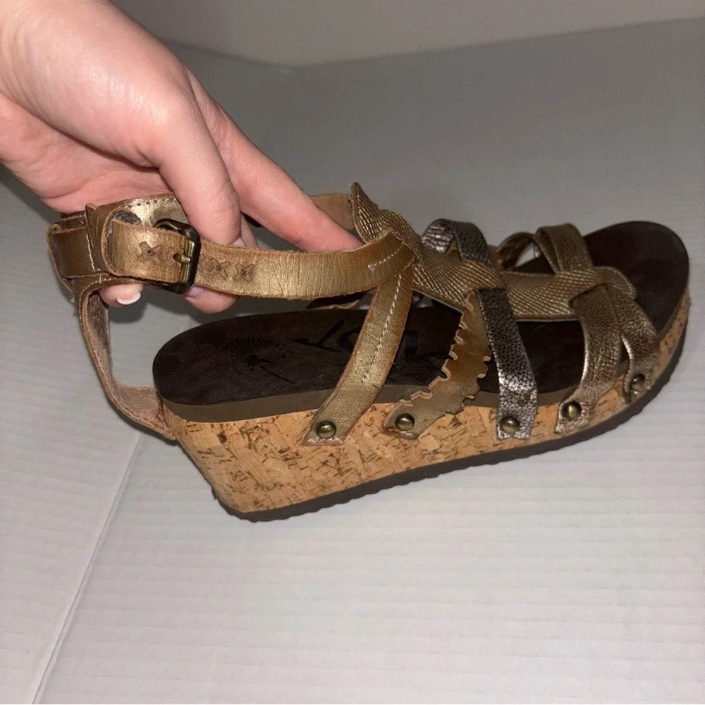 OTBT Storm Gold and Brown Wedges with‎ Crisscross Straps